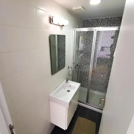 Daze Off Apartment, 300m To The Finikoudes * Ларнака