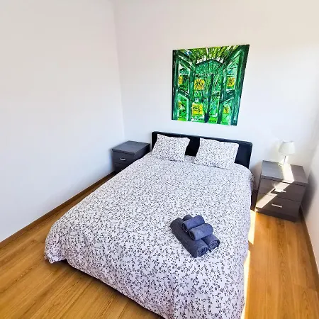 Daze Off Apartment, 300m To The Finikoudes Ларнака